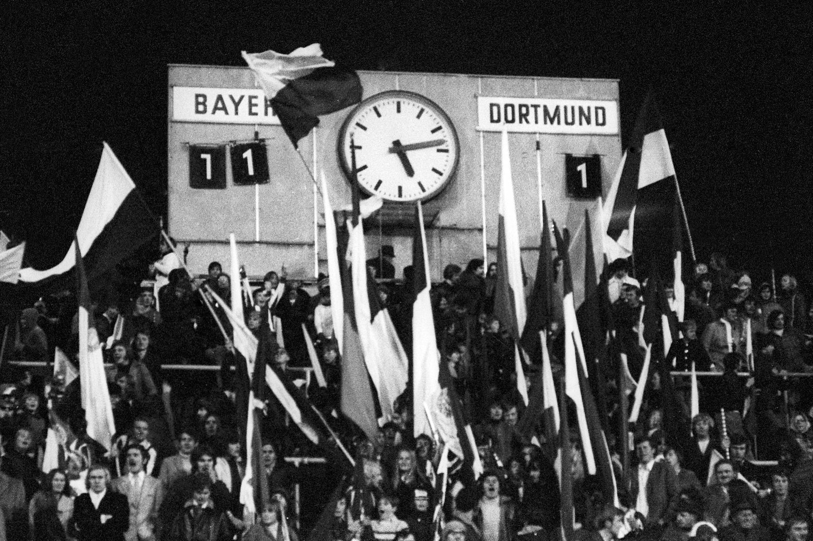Bayern München schlägt Borussia Dortmund am 28.11.1971 mit 11:1