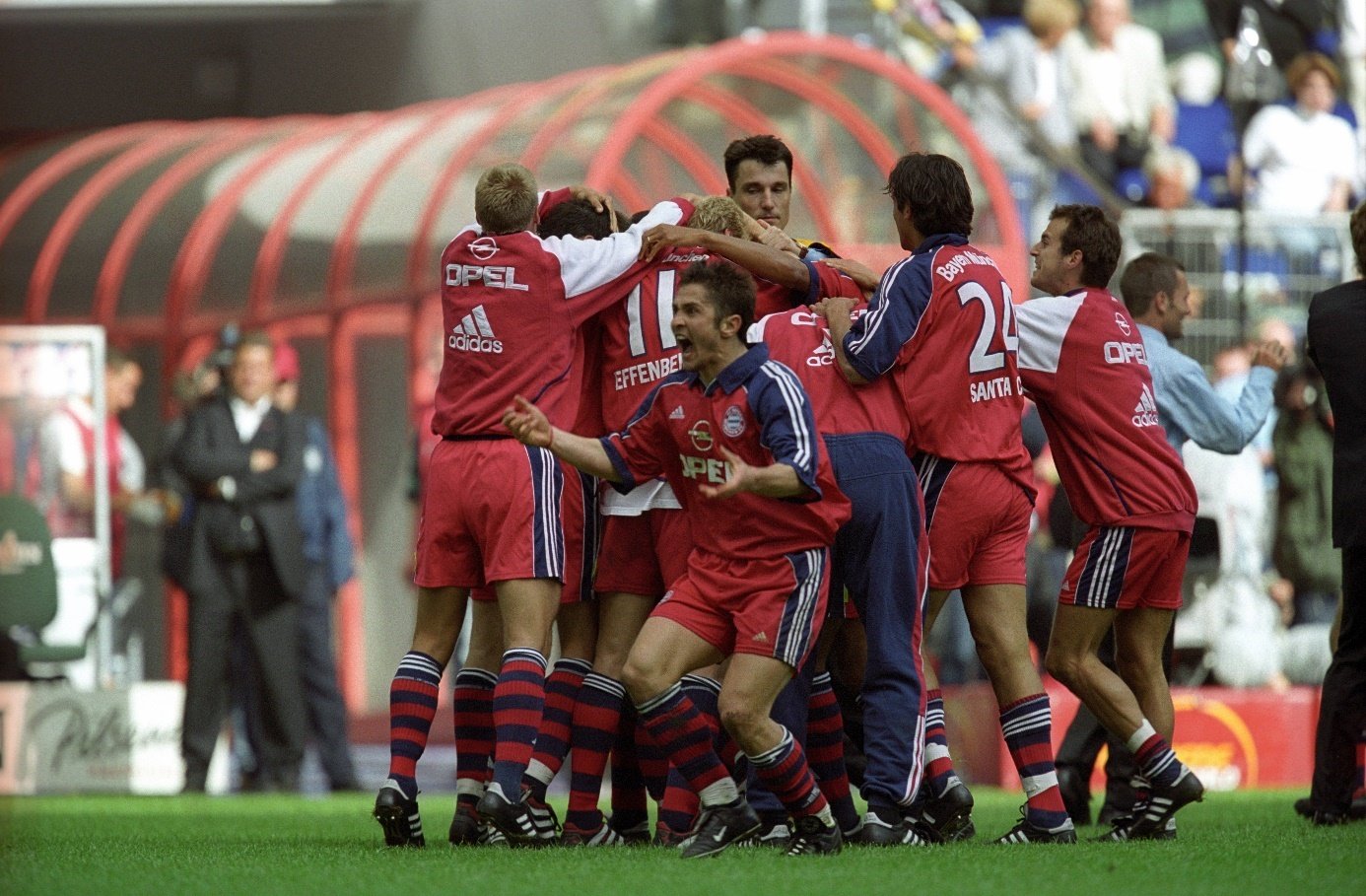 Patrick Andersson trifft zur Deutschen Meisterschaft 2000/01